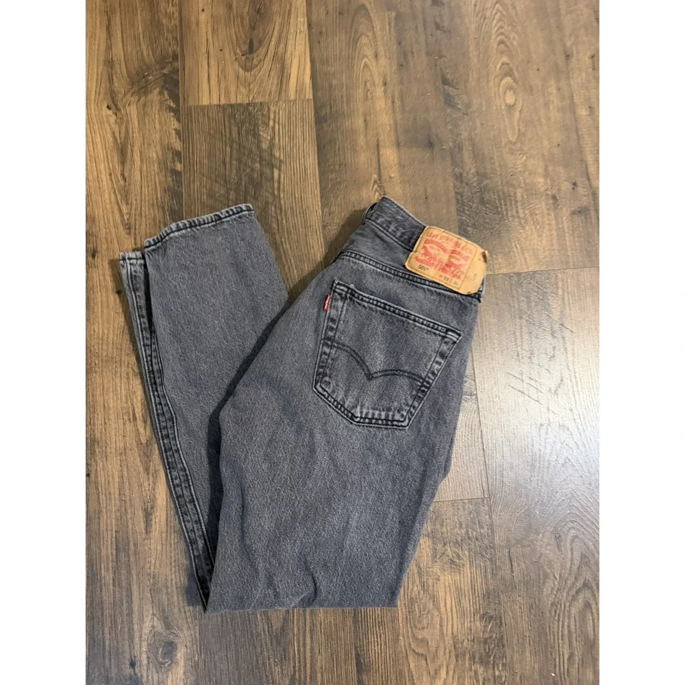 Vintage 90s Levis 501 Button Fly Jeans Black Faded Denim Size 33x30 Mens